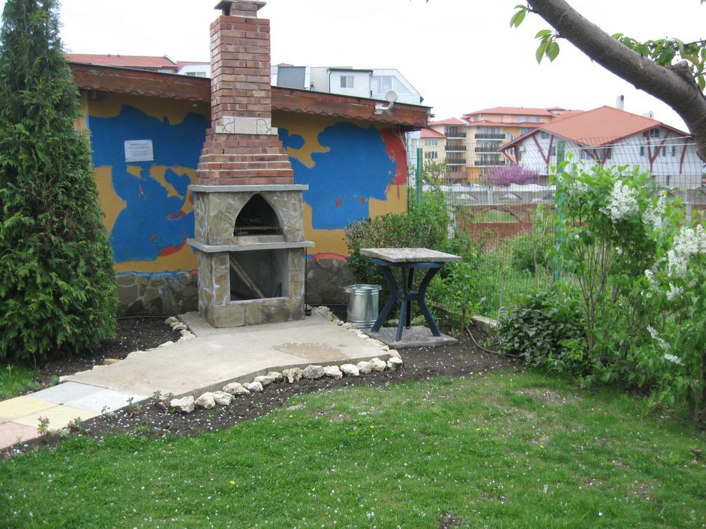 Chateau Aheloy Hotel Pomorie Exterior photo