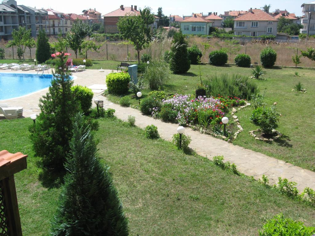 Chateau Aheloy Hotel Pomorie Exterior photo