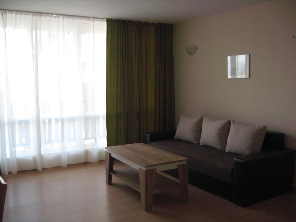 Chateau Aheloy Hotel Pomorie Exterior photo